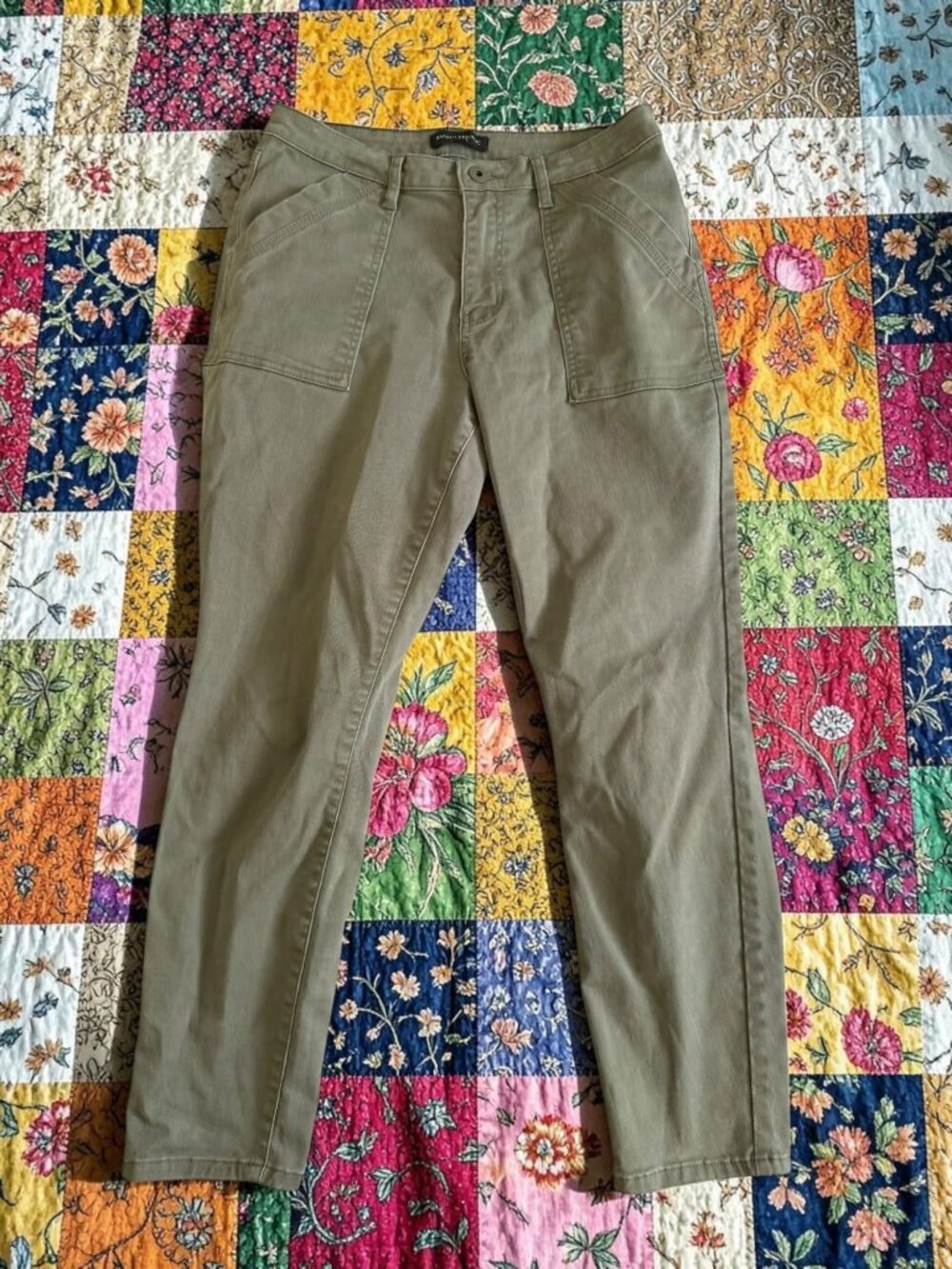 BANANA REPUBLIC Olive Green Ankle Chino Pants Size US 6